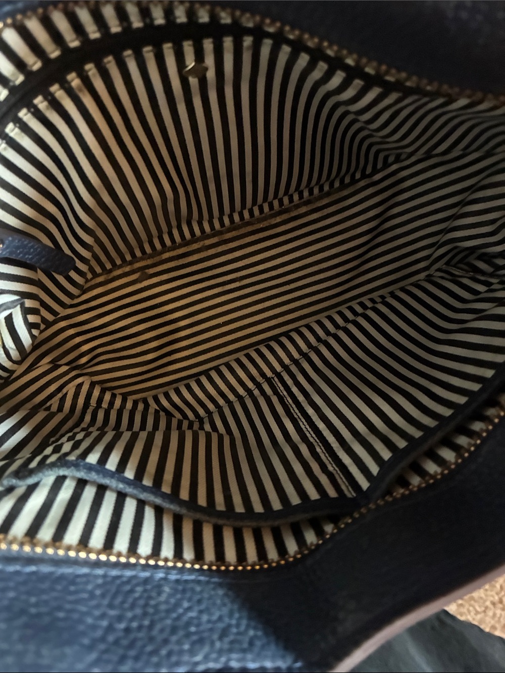 kate spade navy pebbled leather hobo with gold hardware - Picture 2 of 5